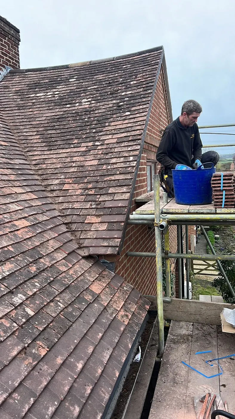 Roof repair by Union Roofing in Berkshire (1)
