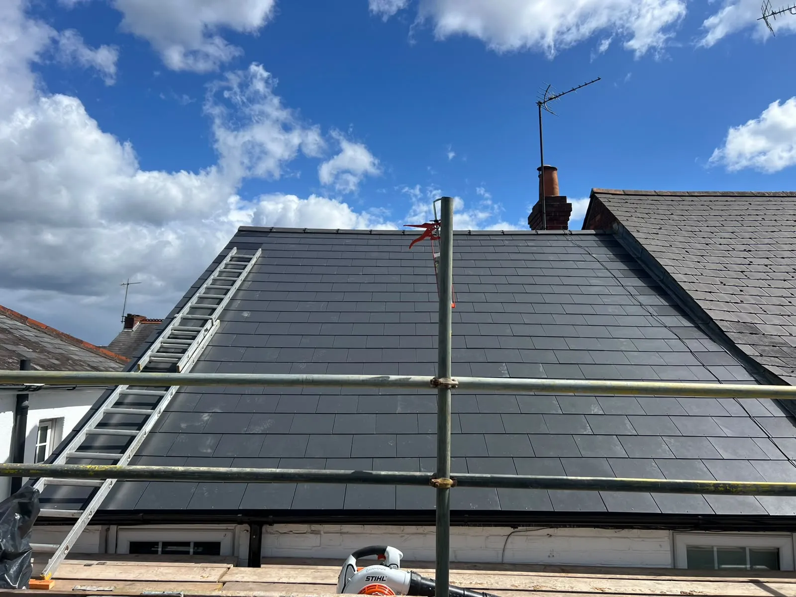A new slate roof fitted by Union Roofing in Berkshire